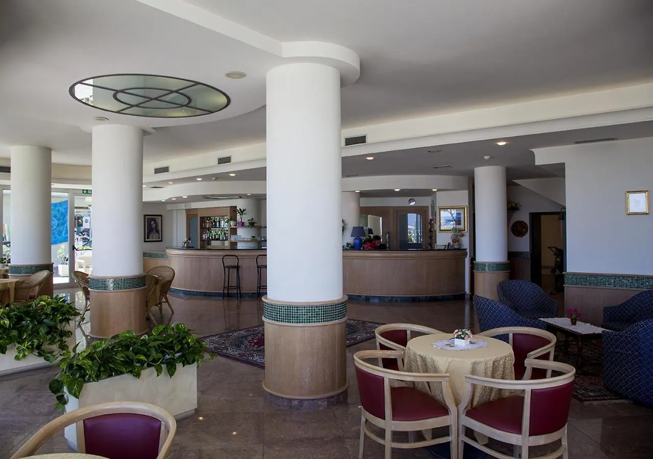 Hotel Dei Cesari Rimini Italy